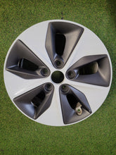 Load image into Gallery viewer, 1x Alufelge 16 Zoll 6.5&quot; 5x114.3 52910G7200 Hyundai Rim Wheel