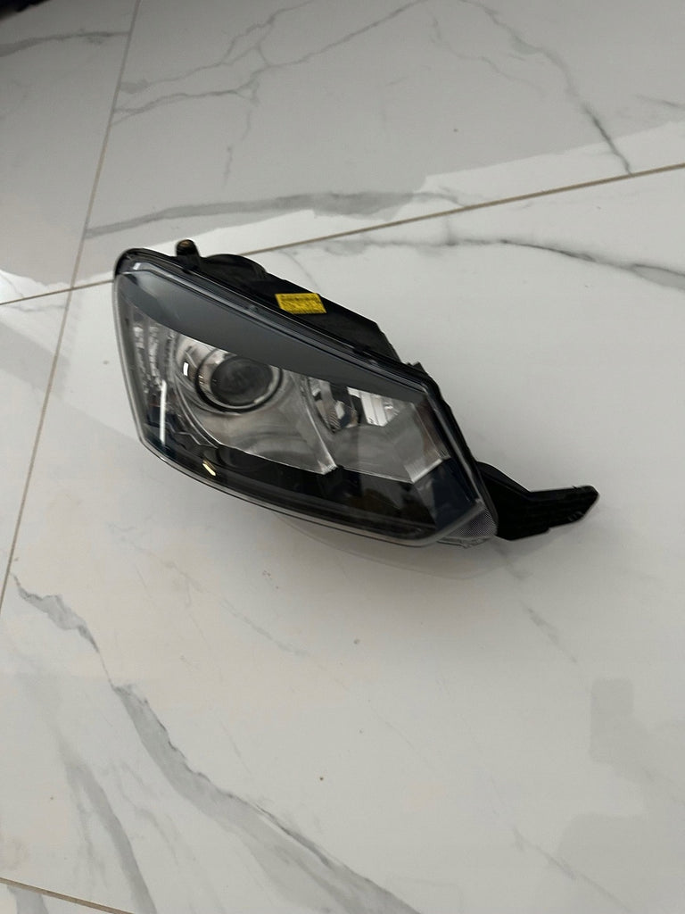 Frontscheinwerfer Skoda Yeti 5L1941016C Rechts Scheinwerfer Headlight SCH5274433732uc