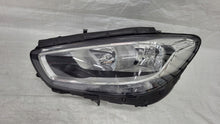 Laden Sie das Bild in den Galerie-Viewer, Frontscheinwerfer Mercedes-Benz Citan W420 A4209060000 LED Links Headlight