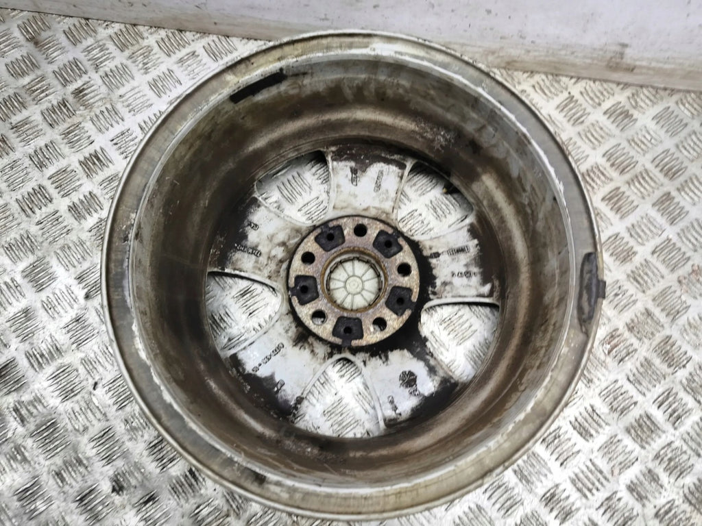 1x Alufelge 16 Zoll 5x120 6779696 BMW 1 E81 E87 Rim Wheel FEL8695991247nd