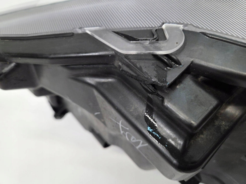 Frontscheinwerfer Toyota 4 Yaris ZPR1101 Full LED Rechts Scheinwerfer Headlight