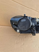 Laden Sie das Bild in den Galerie-Viewer, Frontscheinwerfer Mercedes-Benz W177 A1779064703 Links Scheinwerfer Headlight SCH7259694909me