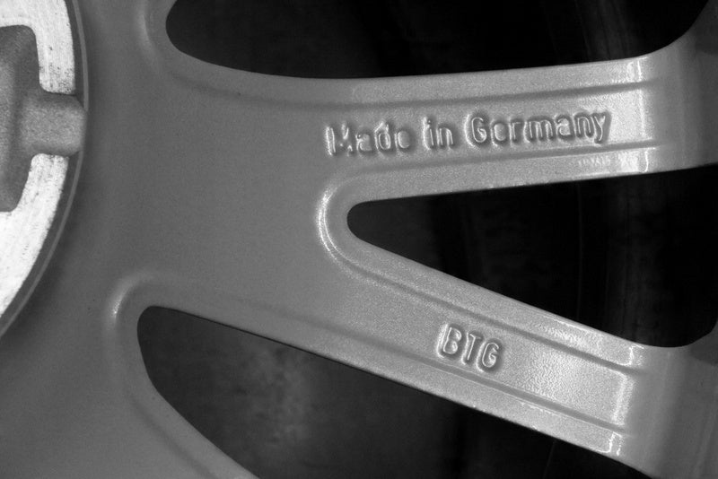 1x Alufelge 18 Zoll 8.5" 5x112 50ET Glanz Silber 8S0601025 Audi Rim Wheel