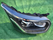 Laden Sie das Bild in den Galerie-Viewer, Frontscheinwerfer Ford Transit KK31-13W029-DD Bi-Xenon Rechts Headlight