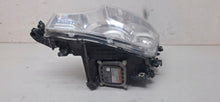 Laden Sie das Bild in den Galerie-Viewer, Frontscheinwerfer Mercedes-Benz A9608200639 Xenon Ein Stück (Rechts oder Links) SCH1397654218vo