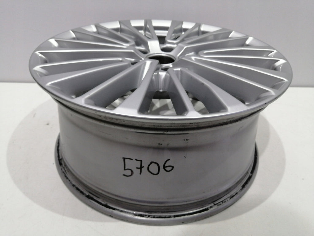 1x Alufelge 18 Zoll 8.0" 5x112 39ET Glanz Silber 4K0601025C Audi A6 C8 Rim Wheel