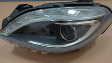 Laden Sie das Bild in den Galerie-Viewer, Frontscheinwerfer Mercedes-Benz W246 A2468207161 85122000 Xenon Links Headlight SCH2739784408ax