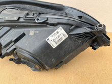 Laden Sie das Bild in den Galerie-Viewer, Frontscheinwerfer Mercedes-Benz A2128204939 Links Scheinwerfer Headlight SCH3217532899tb