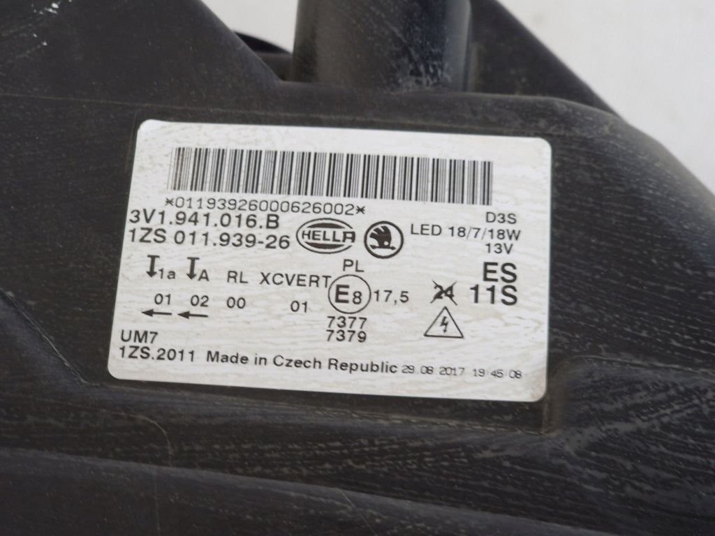 Frontscheinwerfer Skoda Superb III 3V1941016B Xenon Rechts Headlight