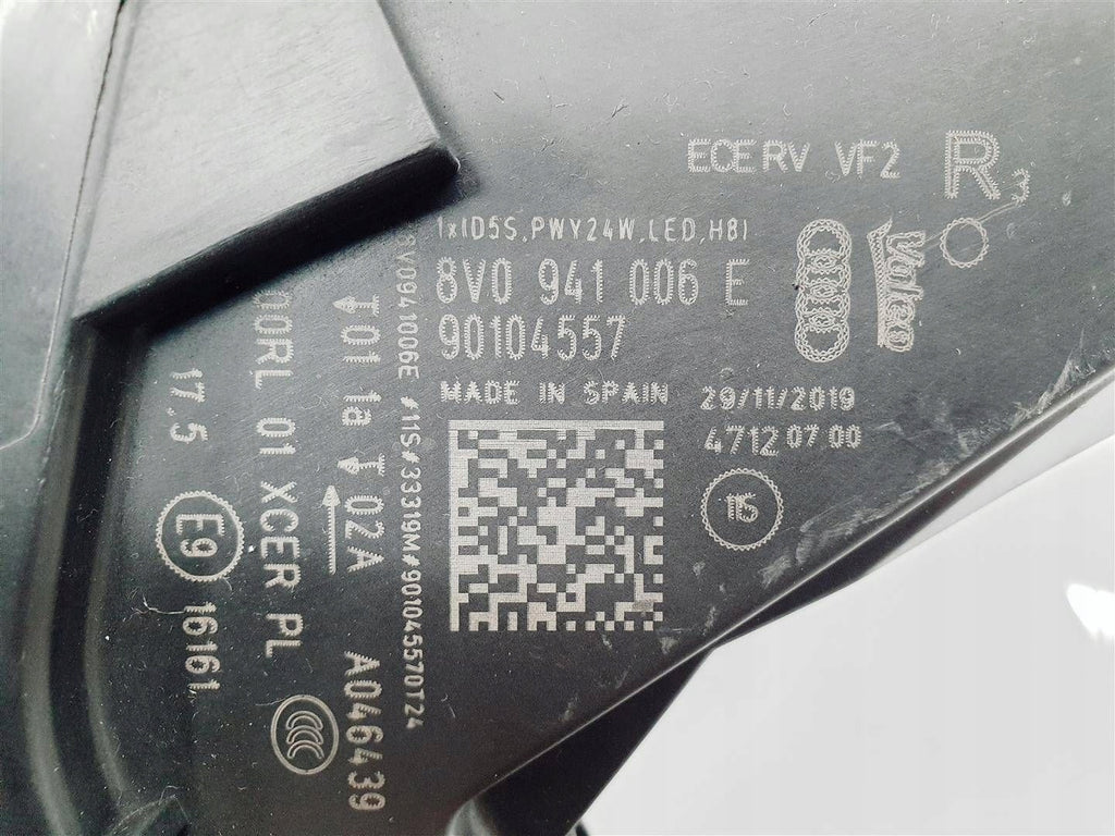 Frontscheinwerfer Audi A3 8V0941006E LED Rechts Scheinwerfer Headlight