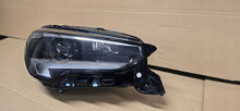 Laden Sie das Bild in den Galerie-Viewer, Frontscheinwerfer Opel Corsa F 39162659 Rechts Scheinwerfer Headlight SCH1440272334xx