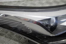 Laden Sie das Bild in den Galerie-Viewer, Frontscheinwerfer Toyota Chr C-Hr 81110-F4070 LED Rechts Scheinwerfer Headlight SCH1741339147lo