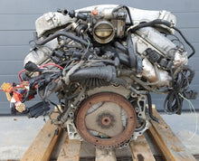 Laden Sie das Bild in den Galerie-Viewer, Motor VW Passat BDN 4.0 275PS 202kW 2002 Benzin Engine Komplett MOT4499945947ck