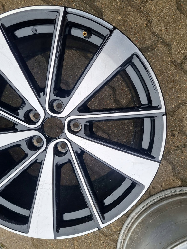 1x Alufelge 19 Zoll 9.0" 5x108 53ET Glanz Schwarz 32134523 Polestar 1 Rim Wheel