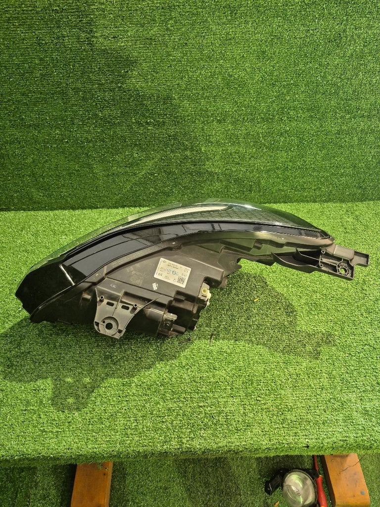 Frontscheinwerfer Mitsubishi Asx 260108850R LED Rechts Scheinwerfer Headlight SCH8402834346xp
