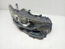 Laden Sie das Bild in den Galerie-Viewer, Frontscheinwerfer Toyota Auris 81110-02K30 Rechts Scheinwerfer Headlight SCH3134572710zi