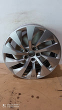 Load image into Gallery viewer, 1x Alufelge 18 Zoll 8.0&quot; 5x112 26ET Glanz Silber 4K8601025A Audi Rim Wheel