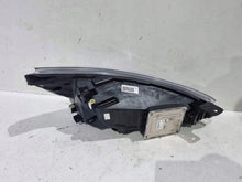 Laden Sie das Bild in den Galerie-Viewer, Frontscheinwerfer Ford Focus JX7B-13E017-AJ LED Links Scheinwerfer Headlight SCH3518958404tv