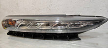 Laden Sie das Bild in den Galerie-Viewer, Frontscheinwerfer Hyundai Kona 92207J92 92208-J90 LED Ein Satz Headlight SCH2629352346tw