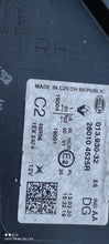 Laden Sie das Bild in den Galerie-Viewer, Frontscheinwerfer Renault Captur II 260104525R LED Rechts Scheinwerfer Headlight SCH7205281532is