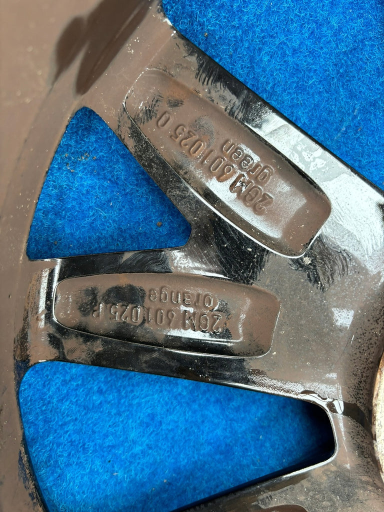 1x Alufelge 18 Zoll 7.0" 5x100 39ET 2GM601025 VW T-Cross Rim Wheel