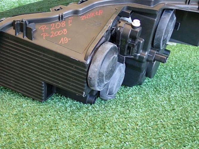 Frontscheinwerfer Peugeot 2008 208 II Rechts Scheinwerfer Headlight