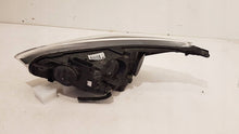 Laden Sie das Bild in den Galerie-Viewer, Frontscheinwerfer Ford Focus III F1EB-13D154-CG Xenon Rechts Headlight SCH9846422490pv