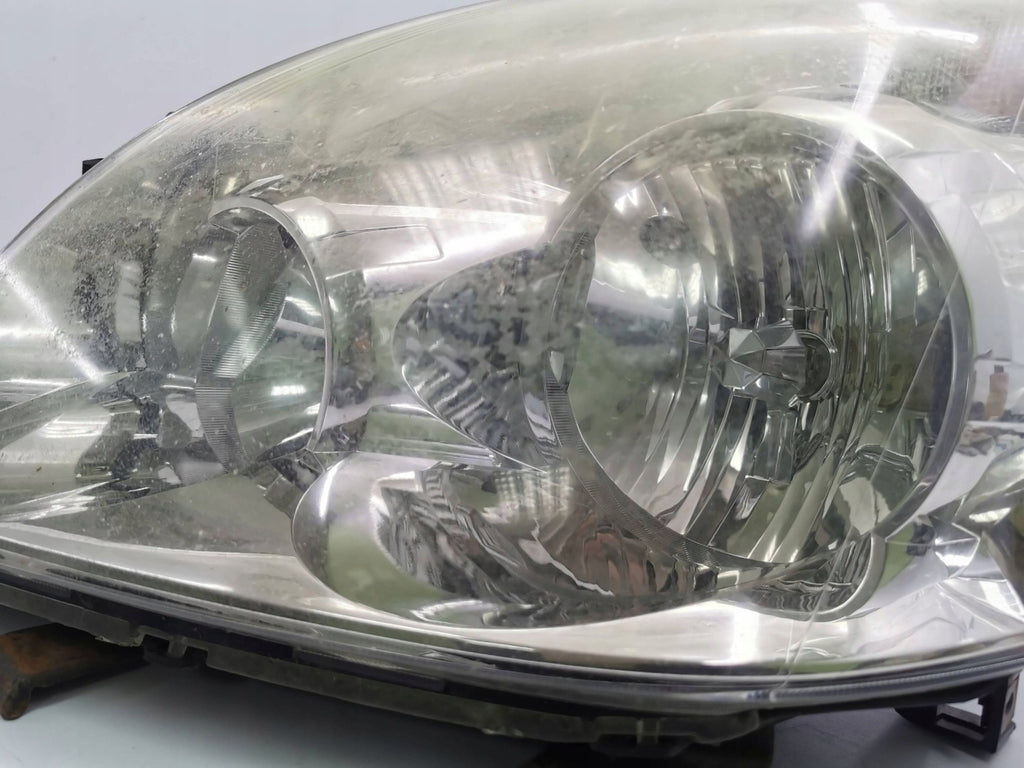 Frontscheinwerfer Toyota Corolla Verso 7357230400 Links Scheinwerfer Headlight SCH5802840361lu