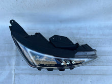 Laden Sie das Bild in den Galerie-Viewer, Frontscheinwerfer Hyundai Elantra 92102-F2 LED Rechts Scheinwerfer Headlight