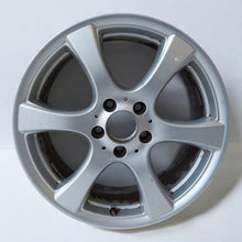 Laden Sie das Bild in den Galerie-Viewer, 1x Alufelge 17 Zoll 7.0&quot; 5x112 A1694011402 Mercedes-Benz Rim Wheel