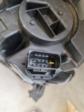 Laden Sie das Bild in den Galerie-Viewer, Frontscheinwerfer Citroën C4 III 73374697 Links Scheinwerfer Headlight SCH8971093338os