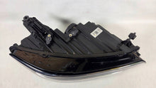 Laden Sie das Bild in den Galerie-Viewer, Frontscheinwerfer VW Passat B8 3G1941036P Rechts Scheinwerfer Headlight SCH1428436472mt