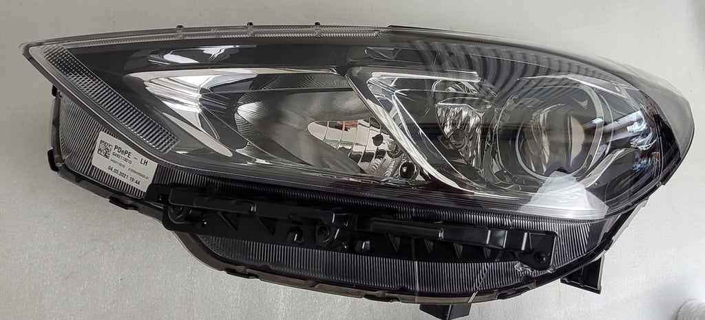 Frontscheinwerfer Hyundai I30 III 92101-G4510 Ein Stück (Rechts oder Links)