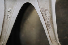 Laden Sie das Bild in den Galerie-Viewer, 1x Alufelge 18 Zoll 8.0" 5x130 59ET 97036213601 Porsche Panamera Rim Wheel FEL2257168635iv