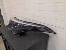 Load image into Gallery viewer, Frontscheinwerfer Toyota C-Hr RKC12376 Vorderseite Scheinwerfer Headlight SCH8125949729sy