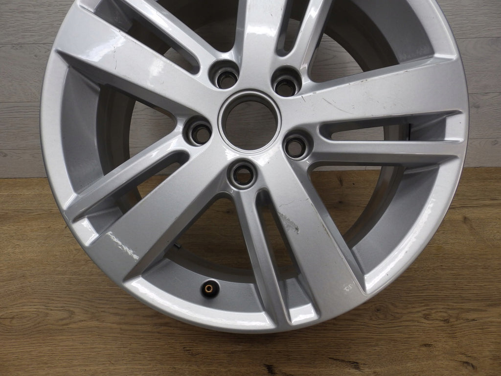 1x Alufelge 16 Zoll 6.5" 5x112 50ET Glanz Silber 5K0601025AM VW Golf Vi