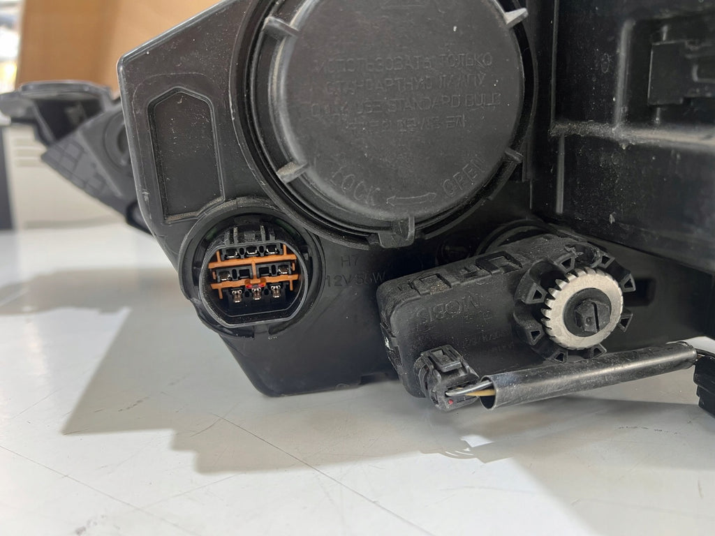 Frontscheinwerfer Hyundai Veloster 92102-2V030 LED Rechts Scheinwerfer Headlight