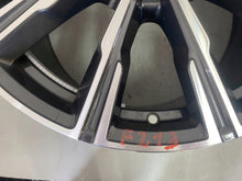 Laden Sie das Bild in den Galerie-Viewer, 1x Alufelge 20 Zoll 10.5&quot; 5x112 40ET 6880047 BMW X5 G05 G06 Rim Wheel