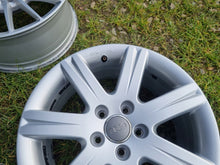 Laden Sie das Bild in den Galerie-Viewer, 4x Alufelge 17 Zoll 7.0" 5x112 47ET Glanz Silber Audi Tt Rim Wheel FEL2404622465jp
