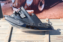 Load image into Gallery viewer, Frontscheinwerfer Seat Tarraco 5FJ941008J LED Rechts Scheinwerfer Headlight