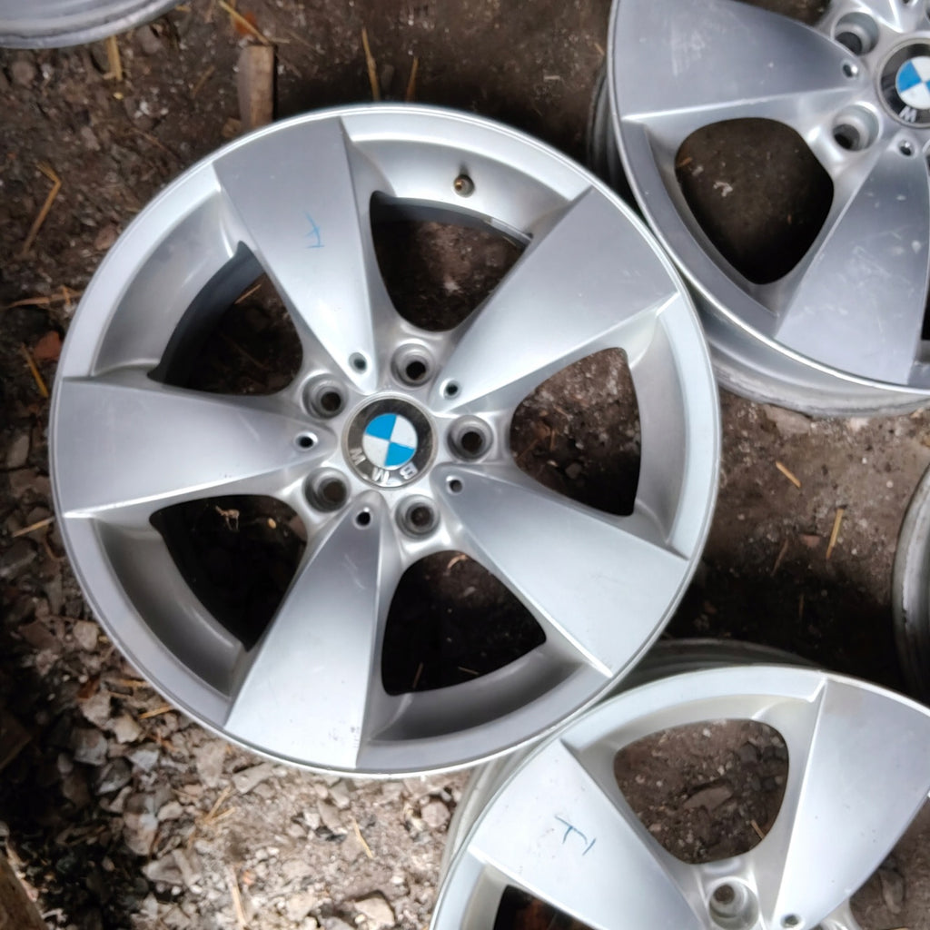 4x Alufelge 17 Zoll 7.5" 5x120 20ET Glanz Schwarz 6762001 BMW E60 E61 Rim Wheel FEL4685060102mp