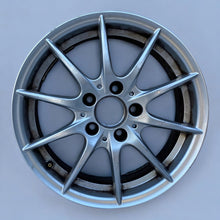 Load image into Gallery viewer, 1x Alufelge 16 Zoll 6.0&quot; 5x112 46ET Glanz Silber A1694012702 Mercedes-Benz