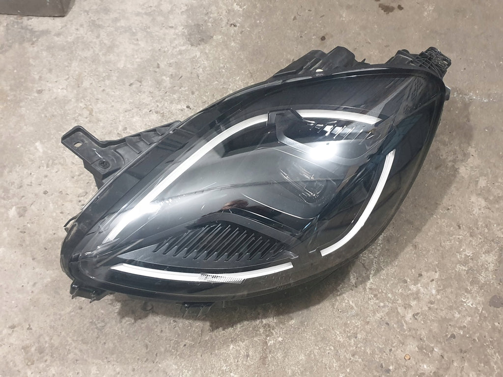 Frontscheinwerfer Ford Puma R1TB-13E015-AB LED Ein Stück (Rechts oder Links) SCH6010681501qb