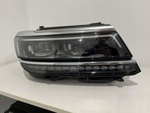 Laden Sie das Bild in den Galerie-Viewer, Frontscheinwerfer VW Tiguan LED Rechts Scheinwerfer Headlight