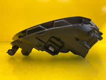 Laden Sie das Bild in den Galerie-Viewer, Frontscheinwerfer Audi A5 8W6941005C Xenon Links Scheinwerfer Headlight