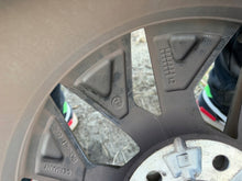Load image into Gallery viewer, 1x Alufelge 17 Zoll 7.0" 5x112 46ET 5E3601025C Skoda Octavia 5e3 Iv Rim Wheel FEL9635505353ac