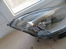Laden Sie das Bild in den Galerie-Viewer, Frontscheinwerfer Citroën C4 Picasso I 5VD009000-00 Rechts Headlight SCH4299594642xu