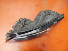 Laden Sie das Bild in den Galerie-Viewer, Frontscheinwerfer VW Caddy III 1T1941751H Links Scheinwerfer Headlight SCH2360265401la