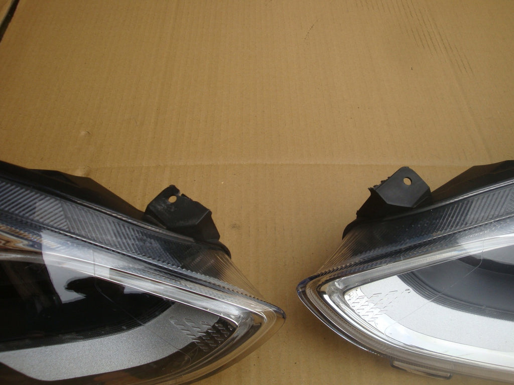 Frontscheinwerfer Ford Fiesta Full LED Ein Stück (Rechts oder Links) Headlight