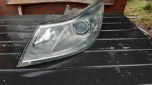 Laden Sie das Bild in den Galerie-Viewer, Frontscheinwerfer Skoda Octavia I 247052190002571ZL Xenon Links Headlight SCH9893903064su